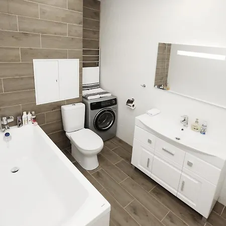 Busel Apartments Titian Apartment *